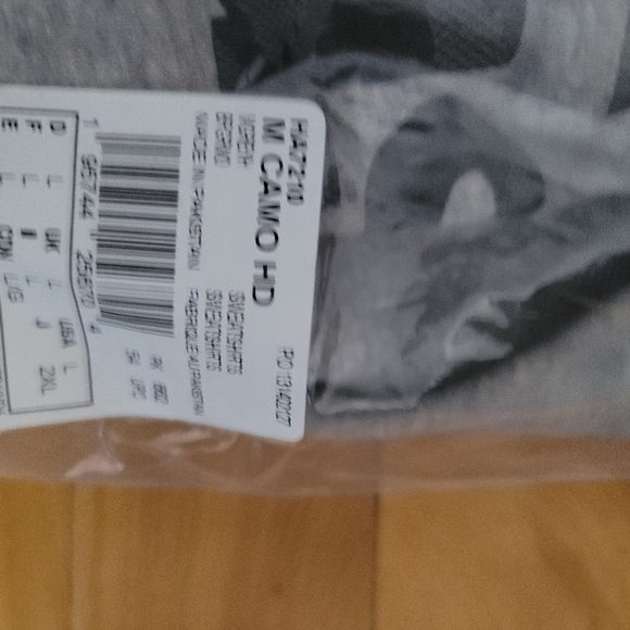 Adidas Sweatshirt. Size M - Picture 3 of 4